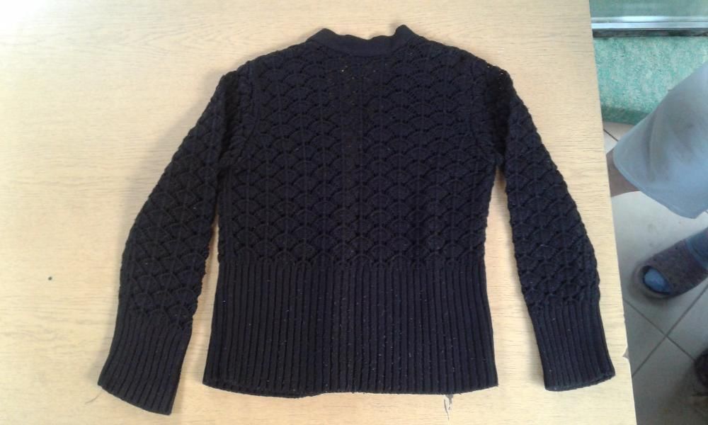 Кофта черная для школы