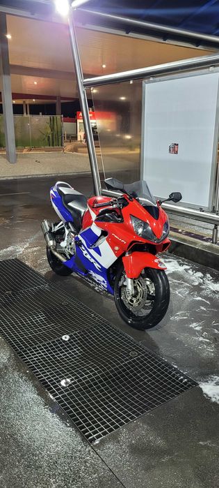 Honda CBR600 F4i