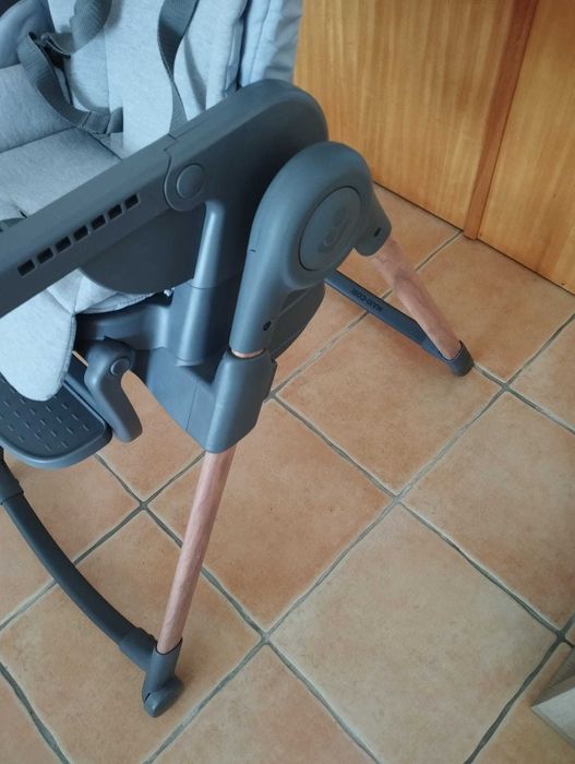 Cadeira refeição bebé