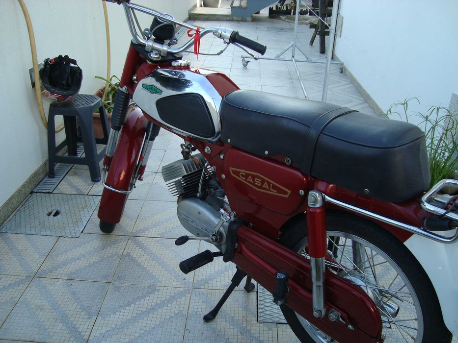 moto casal rara  51 ans