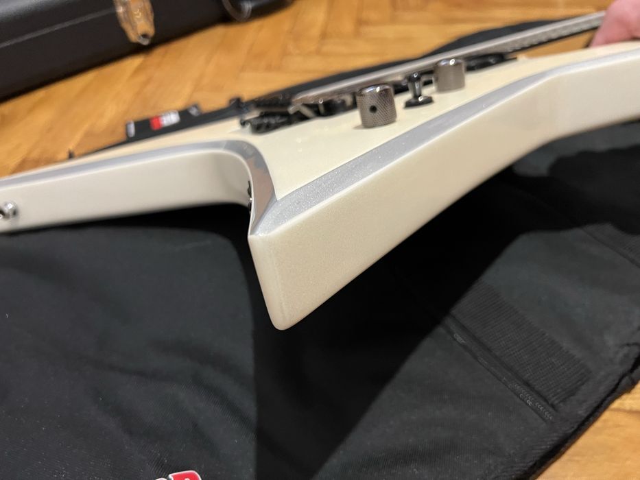 Електрогітара B.C. Rich Ironbird White Limited