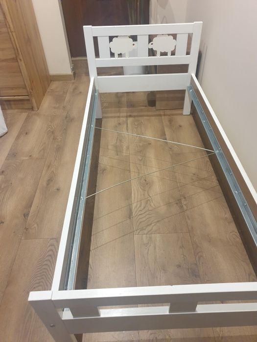 Sprzedam łóżko dziecięce