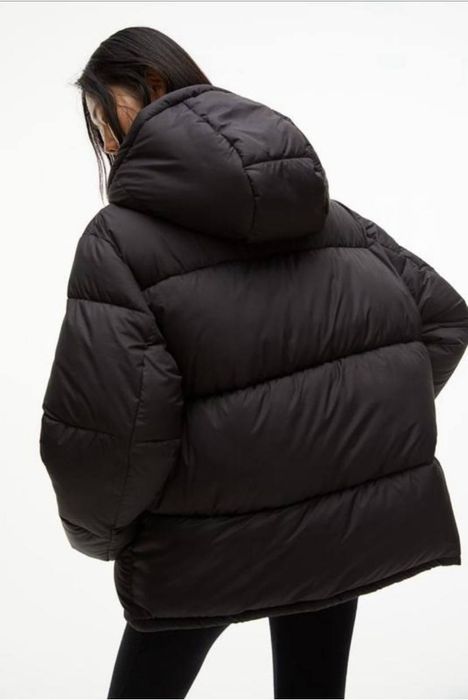 Зимова  куртка ,фірмова