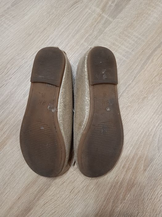 Złote baleriny H&M roz. 28