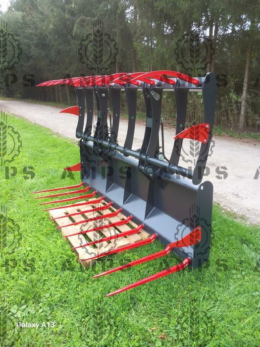 Krokodyl Zęby Kute/ PRODUCENT/ Schaffer, Merlo, CAT