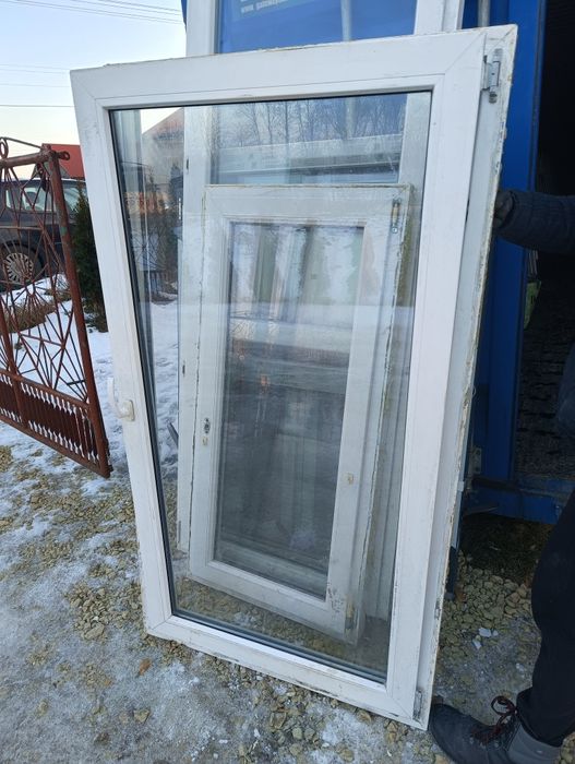 Okno balkonowe 94x170 rozwierno uchylne plastikowe białe