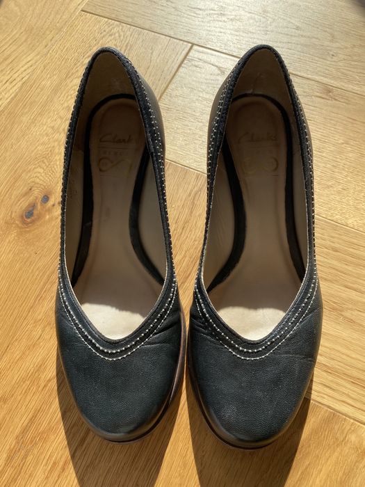 Buty, czółenka czarne Clarks rozmiar 37