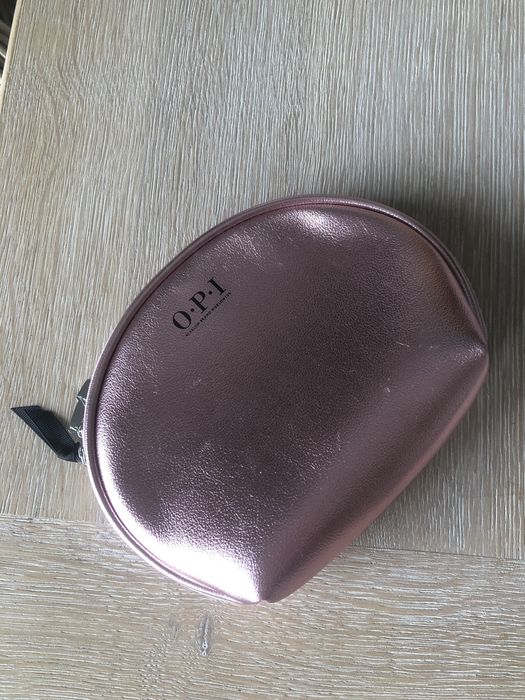 Kosmetyczka firmy OPI