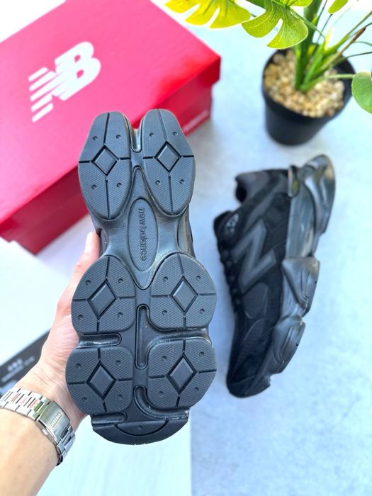 Чоловічі кросівки New Balance 9060 Black