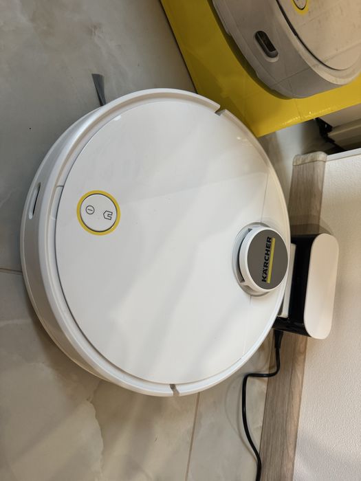 Робот пилосос керхер karcher rcv3