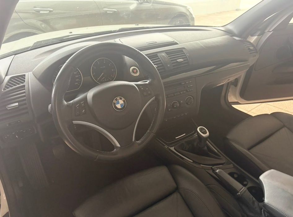 BMW 118 — fotografia 9