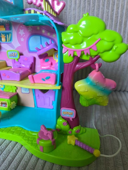 Domek moji pops house party