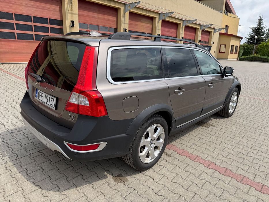 Volvo XC 70 Volvo XC 3.0 Benzyna +LPG FULL OPCJA