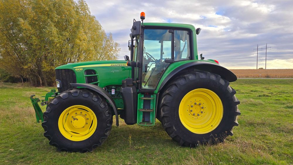 Свіжопривезений Джон дір 6930 John-Deere