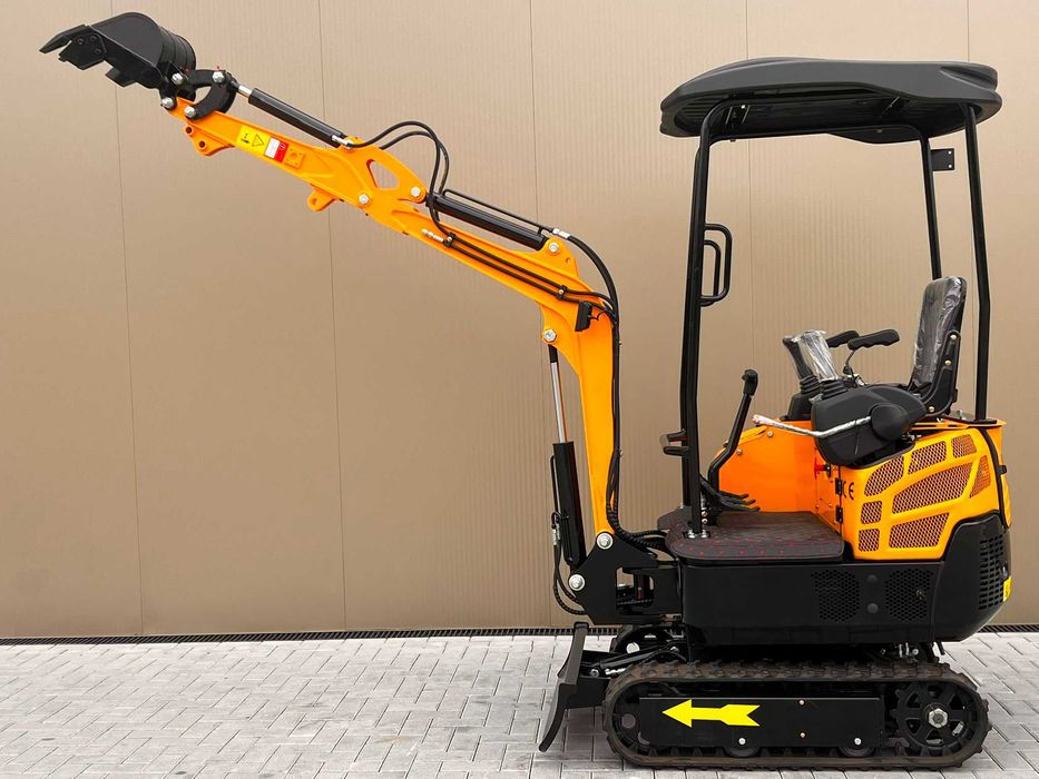 MINI GIRATORIA 1500 KG MOTOR KUBOTA ECO HT15