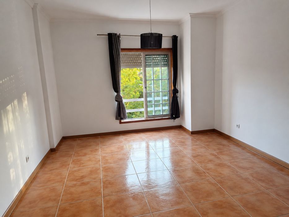 Alugo T1 - Vila Nova de Famalicão