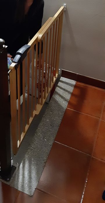 Porta Porteira Portão segurança bebé