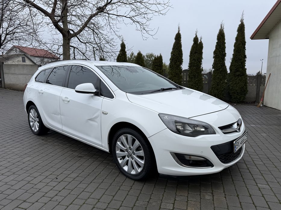 Продам Opel Astra Sports Tourer 1.7 cdti