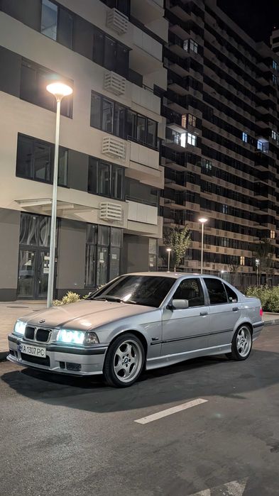 Bmw e36 323i (192hp) 1996