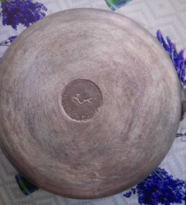 Сковородка с крышкой,без ручки