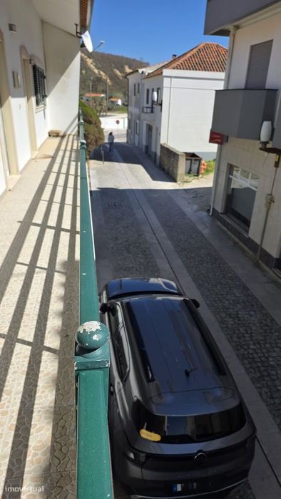 T1 -1º andar, mobilado e equipado, c/ vista mar em Paredes da Vitória.