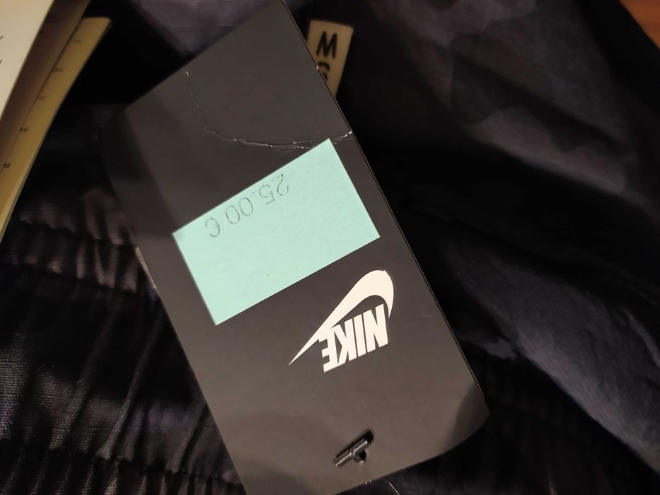 Spodnie Nike rozmiar XL nowe z metką stan idealny