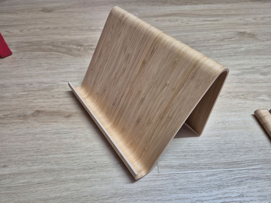 3 stojaki do tabletu lub telefonu