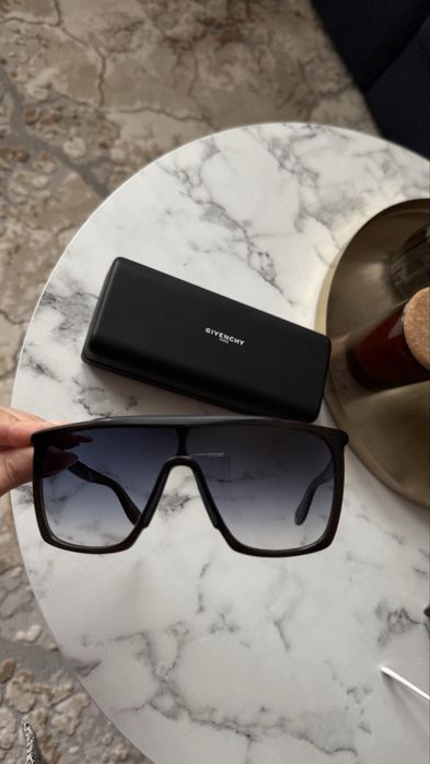 Givenchy сонцезахисні окуляри