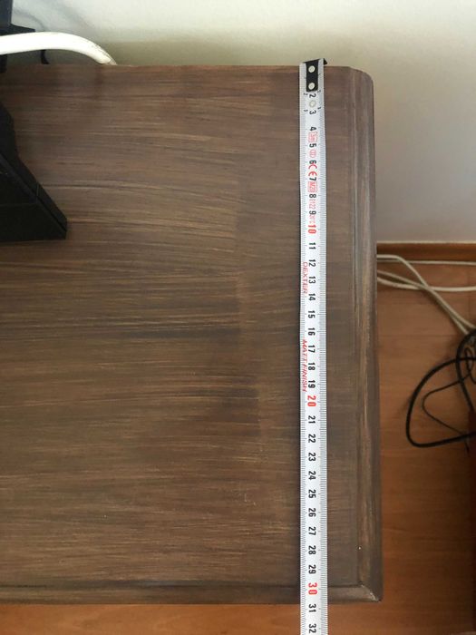 Mesinha de cabeceira / Camiseiro / móvel de apoio com gavetas