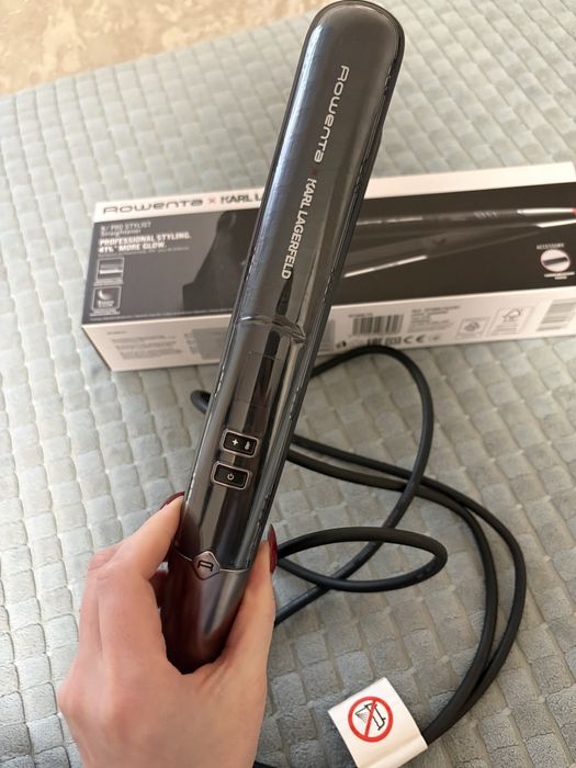 Плойка вирівнювач волосся