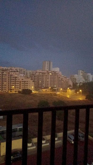 Apto. T0  para férias,piscinas  situado no Algarve na Praia da Rocha