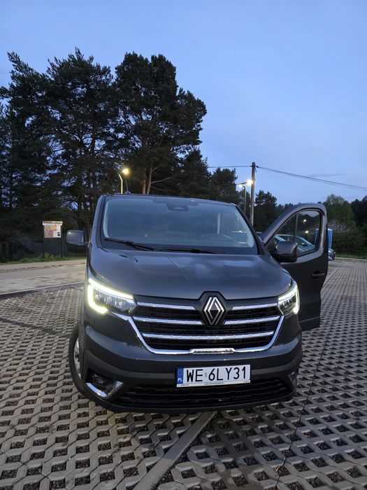Wynajem Nowego Busa na doby-Trójmiasto
DOSTĘPNY OD RĘ
