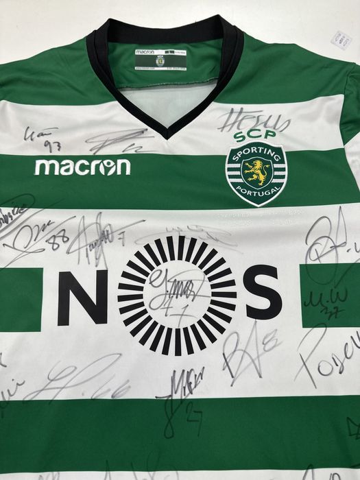 Camisola do Sporting 2017/2018 autografada