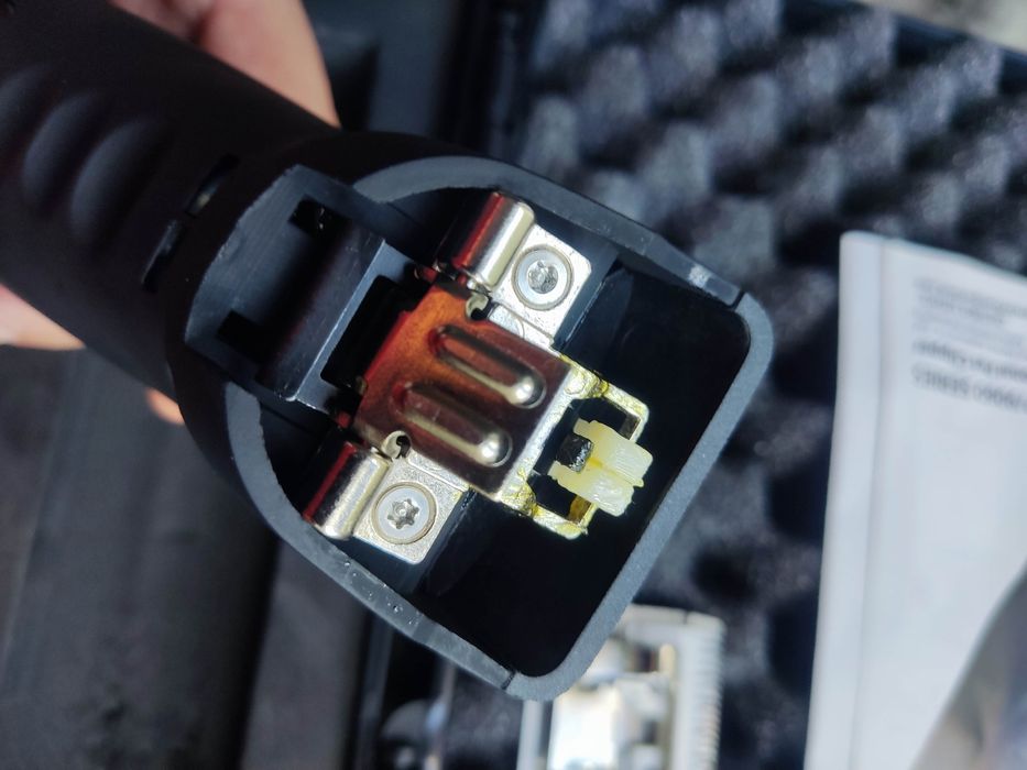 Машинка для стрижки професійна під ножі А5.