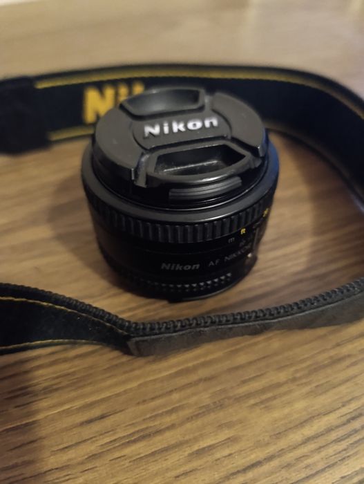 об'єктив AF Nikkor 50mm f/1.8D