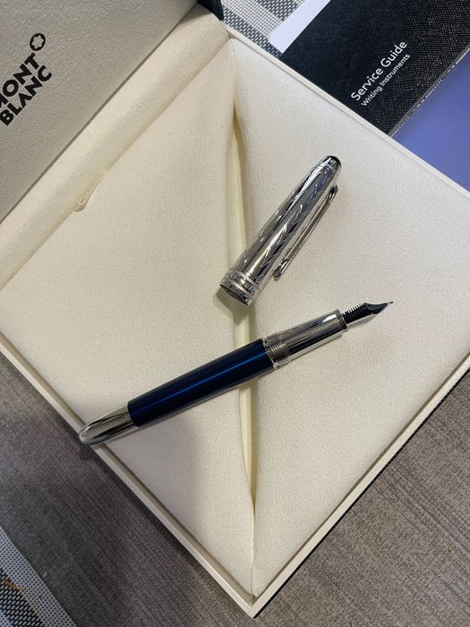 Перьевая ручка Montblanc Meisterstück Le Petit Prince Special Edition