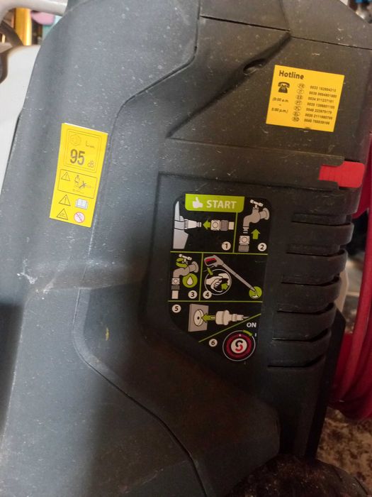 Máquina de pressáo ,com pouco uso..Está em bom estado de funcionamento