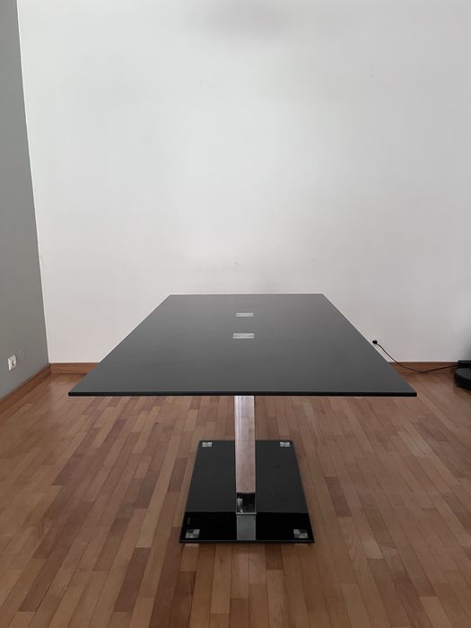 Mesa de Jantar em Vidro Preto 160x90cm | Design Moderno