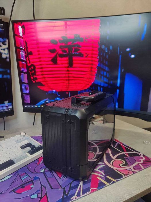 Ergostrike 7 Armory Case Edition