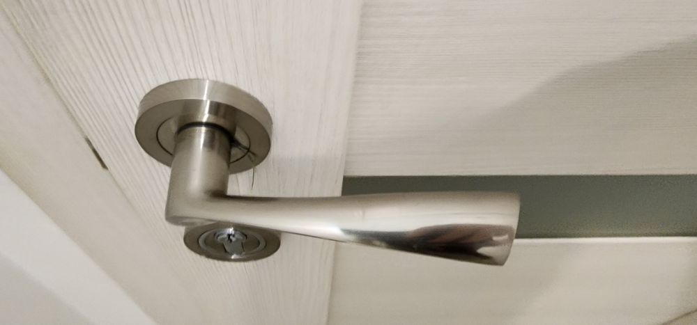 Комплекты замков с секретом, петлями, ручками