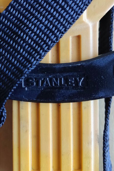 Струбцина Stanley Bailey (0-83-100):