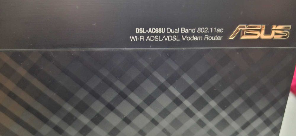 Router Asus DSL-AC68U
