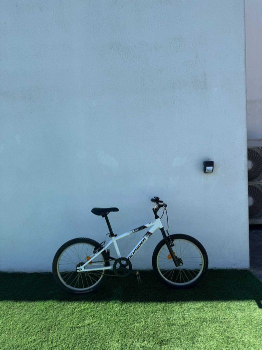 Bicicleta Criança Rockrider ST100 20" | Excelente Estado