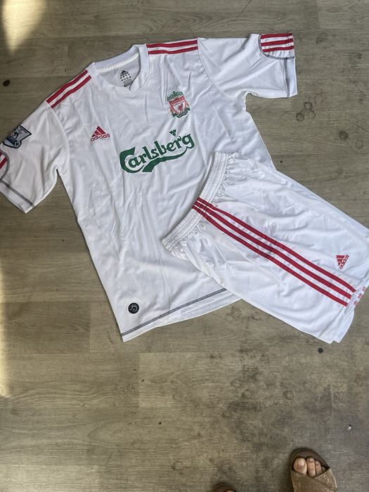 Футбольна форма Adidas Liverpool FC