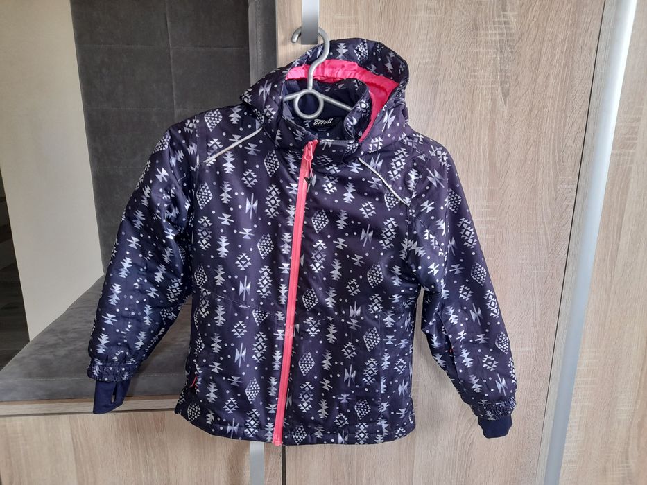 Kurtka zimowa 122/128