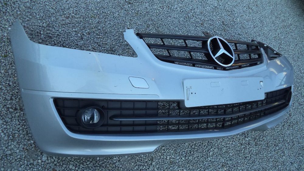 Para-choques frente Mercedes class A ( A 169 885 75 25 ORIGINAL)