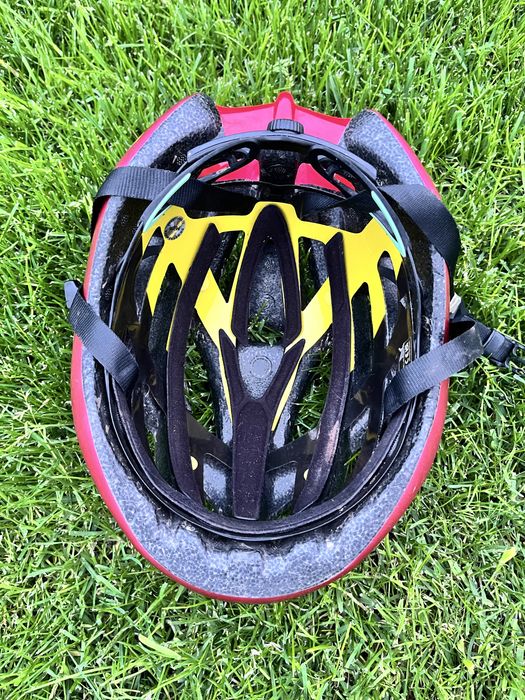 Kask met trenta mips red
