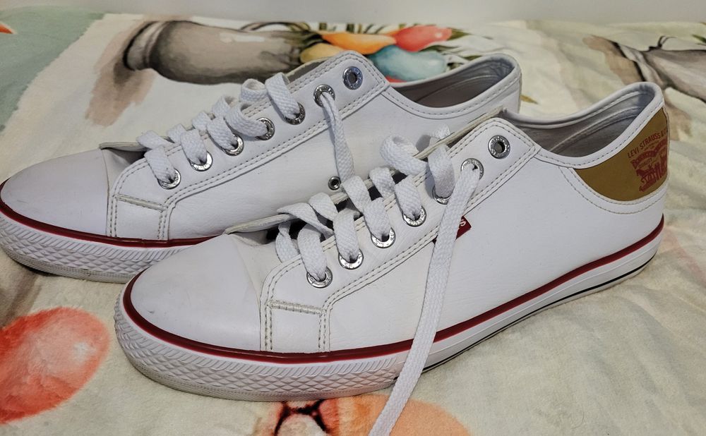 Buty męskie Levis r. 45.