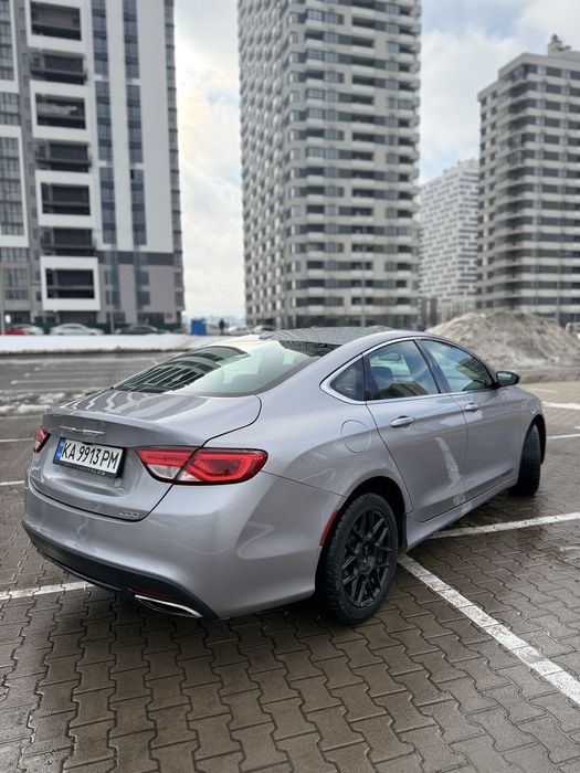 Chrysler 200 2015