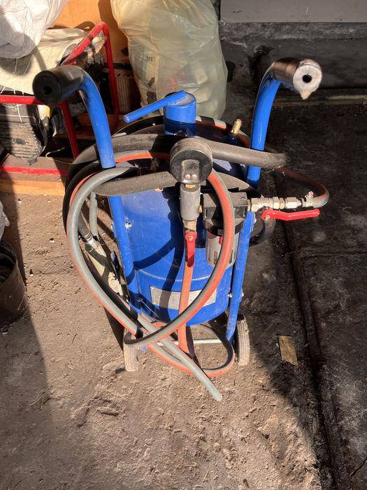 Piaskarka prawie nowa